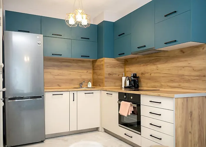 Stylish Flat With Parking Spot - St Constantine & Helena By Flat Mаnager Saints Constantine and Helena