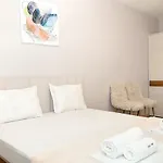 Stylish Flat With Parking Spot - St Constantine & Helena By Flat Mаnager * 圣君士坦丁和海伦那