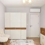 公寓 Stylish Flat With Parking Spot - St Constantine & Helena By Flat Mаnager