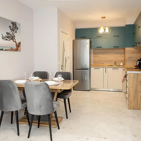 Stylish Flat With Parking Spot - St Constantine&helena By Flat Mаnager *