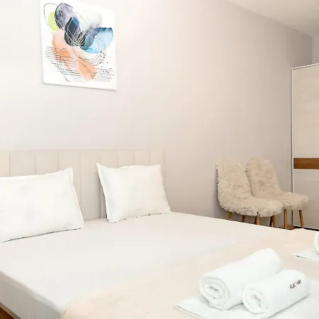 Stylish Flat With Parking Spot - St Constantine & Helena By Flat Mаnager * Св. Св. Константин и Елена