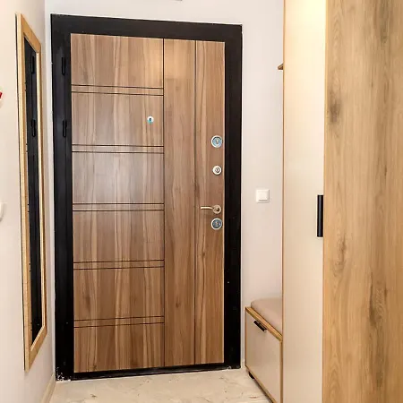 Stylish Flat With Parking Spot - St Constantine&helena By Flat Mаnager
