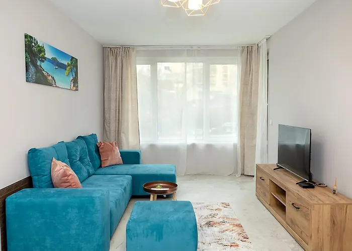 Апартаменты Stylish Flat With Parking Spot - St Constantine&helena By Flat Mаnager