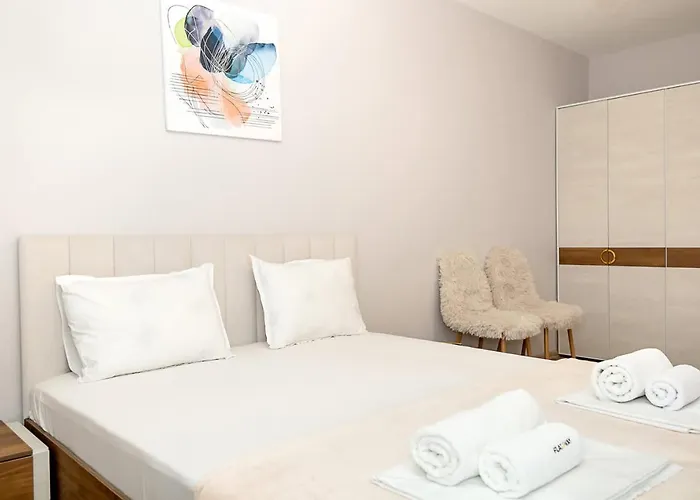 Stylish Flat With Parking Spot - St Constantine&helena By Flat Mаnager * Святые Константин и Елена