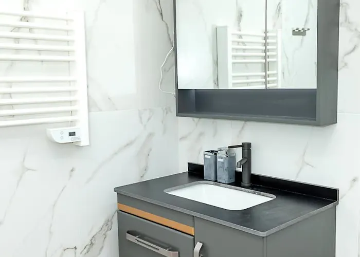 Apartament Stylish Flat With Parking Spot - St Constantine & Helena By Flat Mаnager *