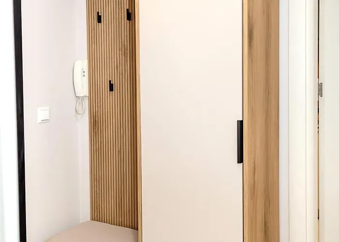 Stylish Flat With Parking Spot - St Constantine&helena By Flat Mаnager *